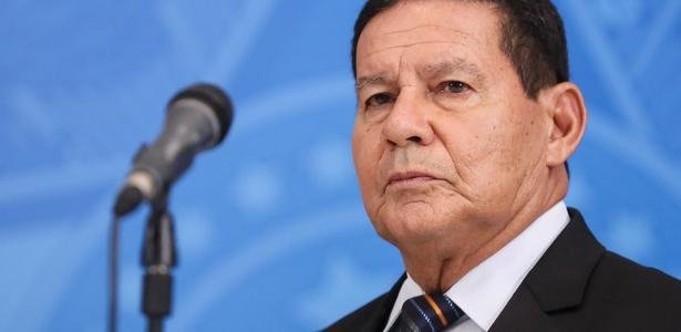 Celebrar golpe e outras 10 vezes em que Mourão menosprezou civilização