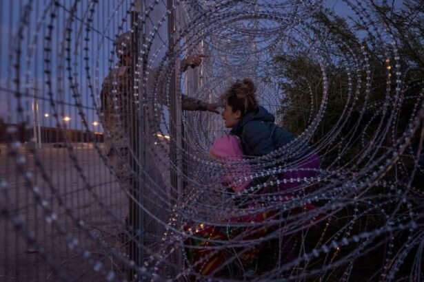 Em vitória para Joe Biden, corte mantém lei do Texas sobre imigração suspensa