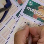 Ninguém acerta Mega-Sena e prêmio chega a R$ 10,5 milhões; veja as dezenas