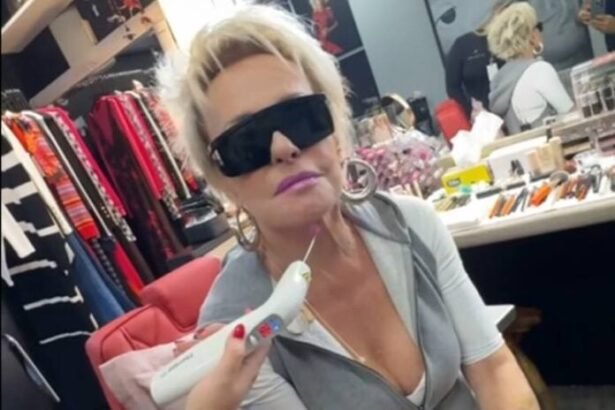 Ana Maria Braga mostrando o tratamento que está fazendo (Reprodução: Instagram)