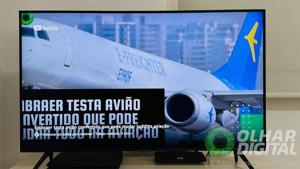 Miniatura de vídeo como protetor de tela em aplicativo do YouTube para TV